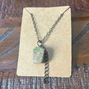 Elegant Multicolor Stone Pendant Necklace